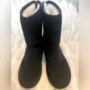 Black little girl UGG boots size 13